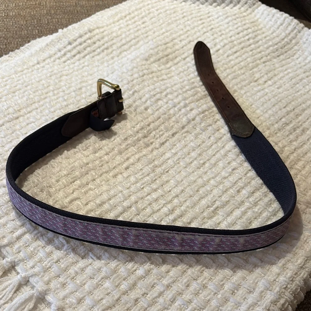 Gently Loved Vinyard Vines Silk/Leather Men's  Pink Patterned Belt